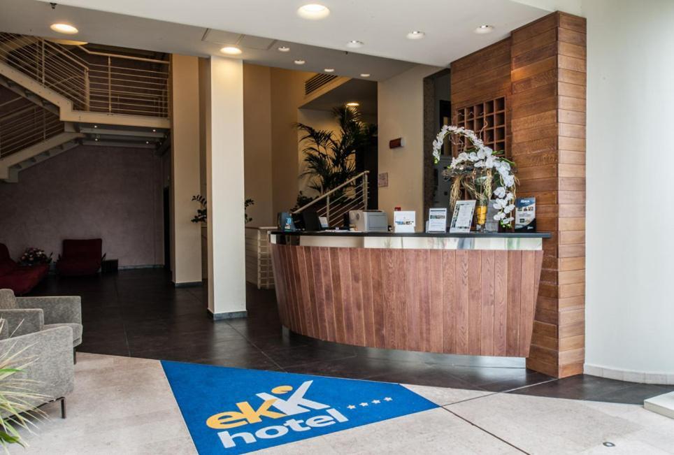 Ekk Hotel Citta Sant'Angelo Exteriör bild