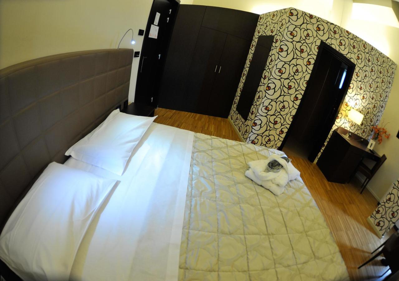 Ekk Hotel Citta Sant'Angelo Exteriör bild